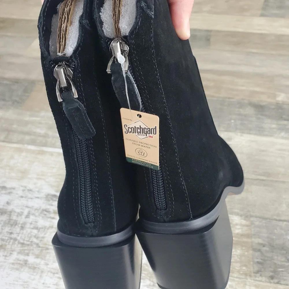 Vince Camuto Kortimy Boots Sz 7.5 Water Repellnt Suede Mid Shaft Black Zip Back